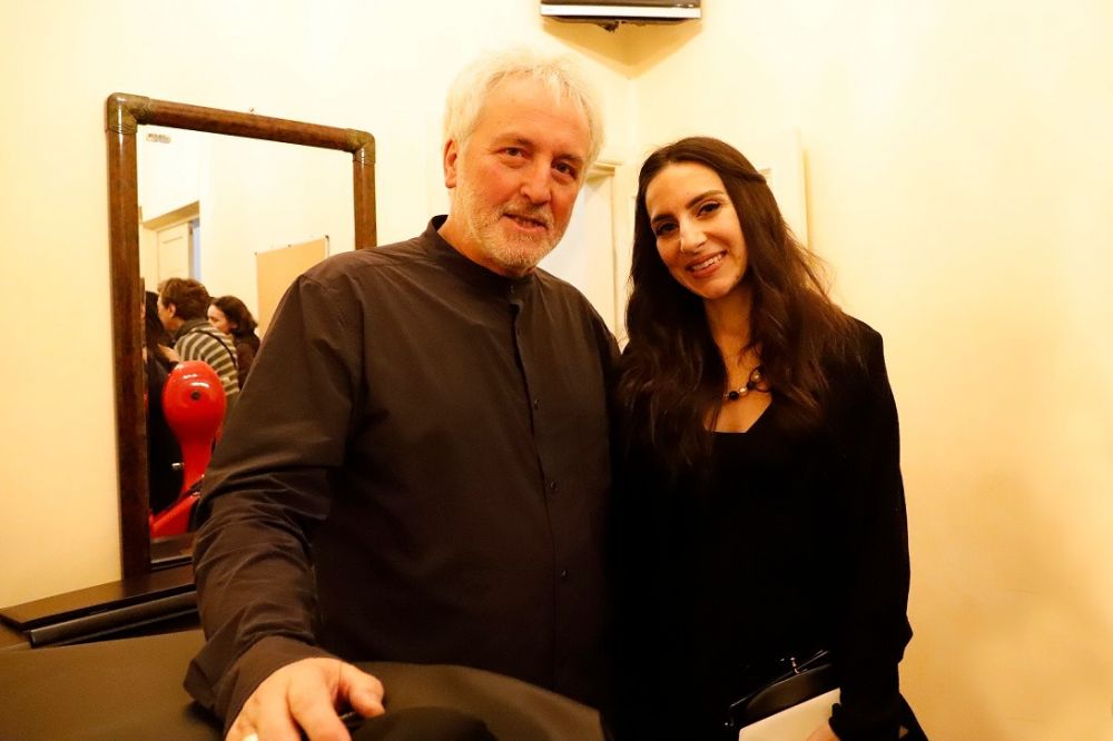 Vicecapo missione Fabiola Albanese con violoncellista Mario Brunello - foto: Ambasciata