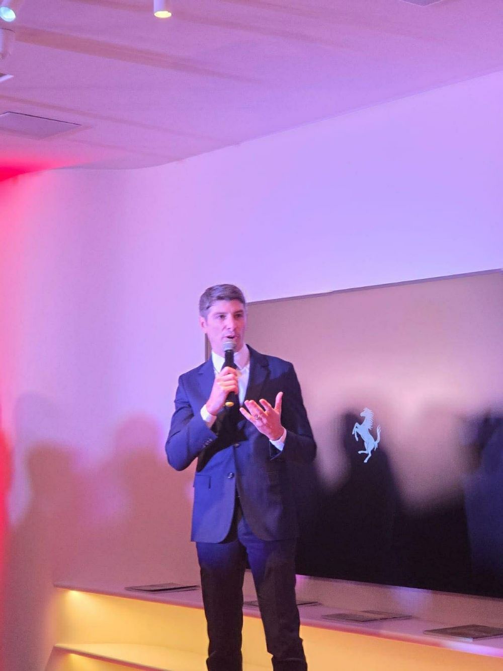 La Ferrari sbarca a Tbilisi - foto: Ambasciata