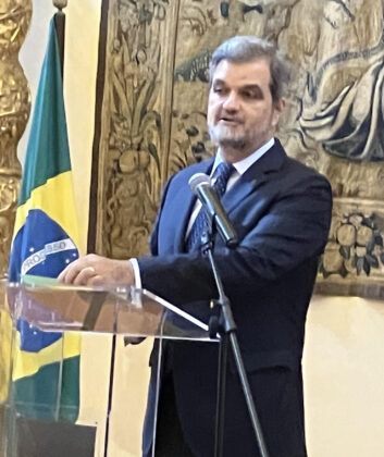 Amb. Renato Mosca de Souza