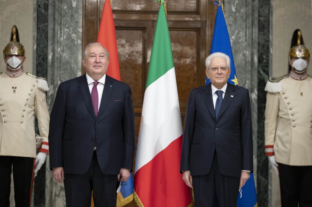 Il presidente della Repubblica, Sergio Mattarella,con il presidente della Repubblica d'Armenia, Armen Sarkissian