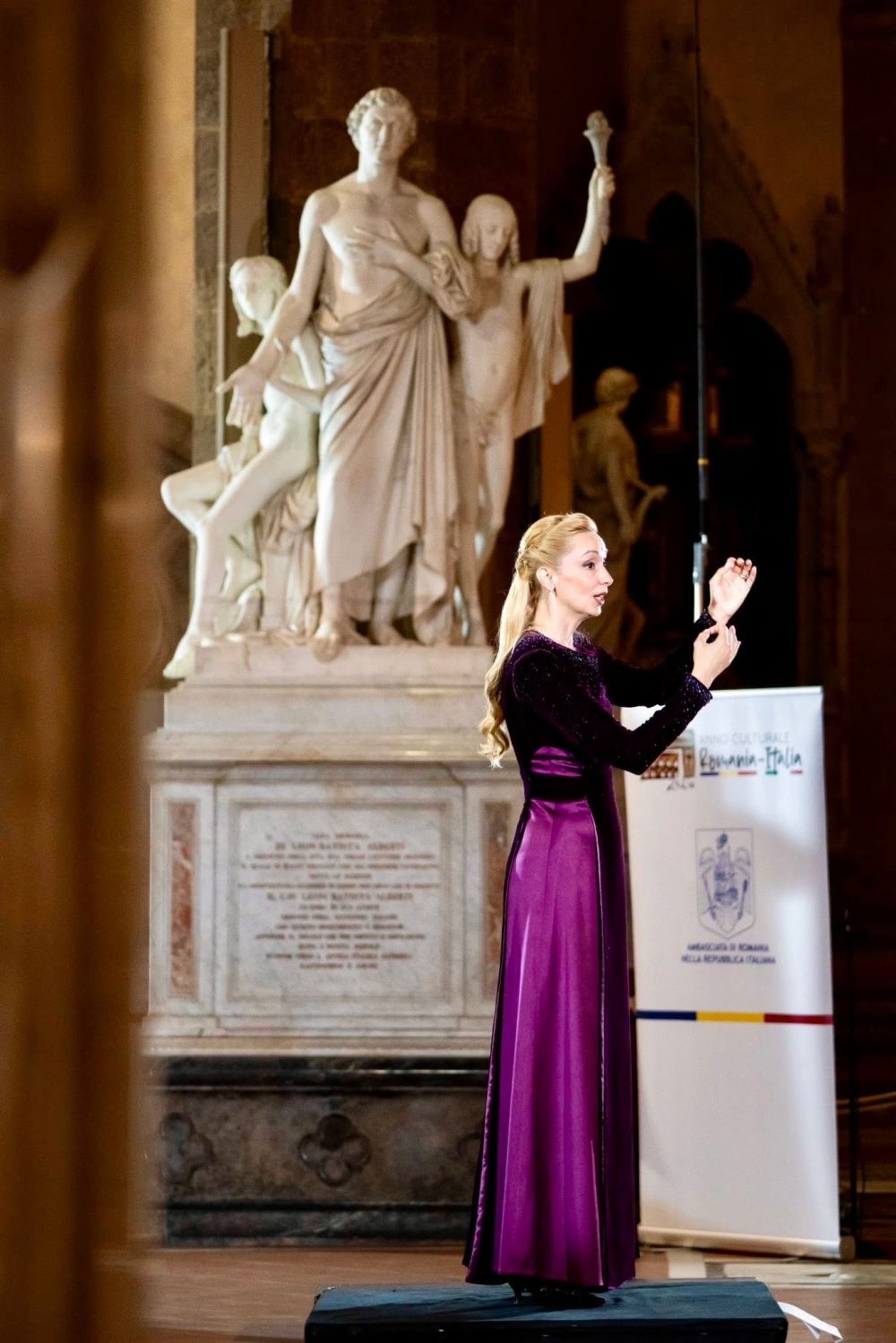 concerto straordinario del Coro Nazionale da Camera "Madrigal&ndash;Marin Constantin&rdquo; - foto: Ambasciata
