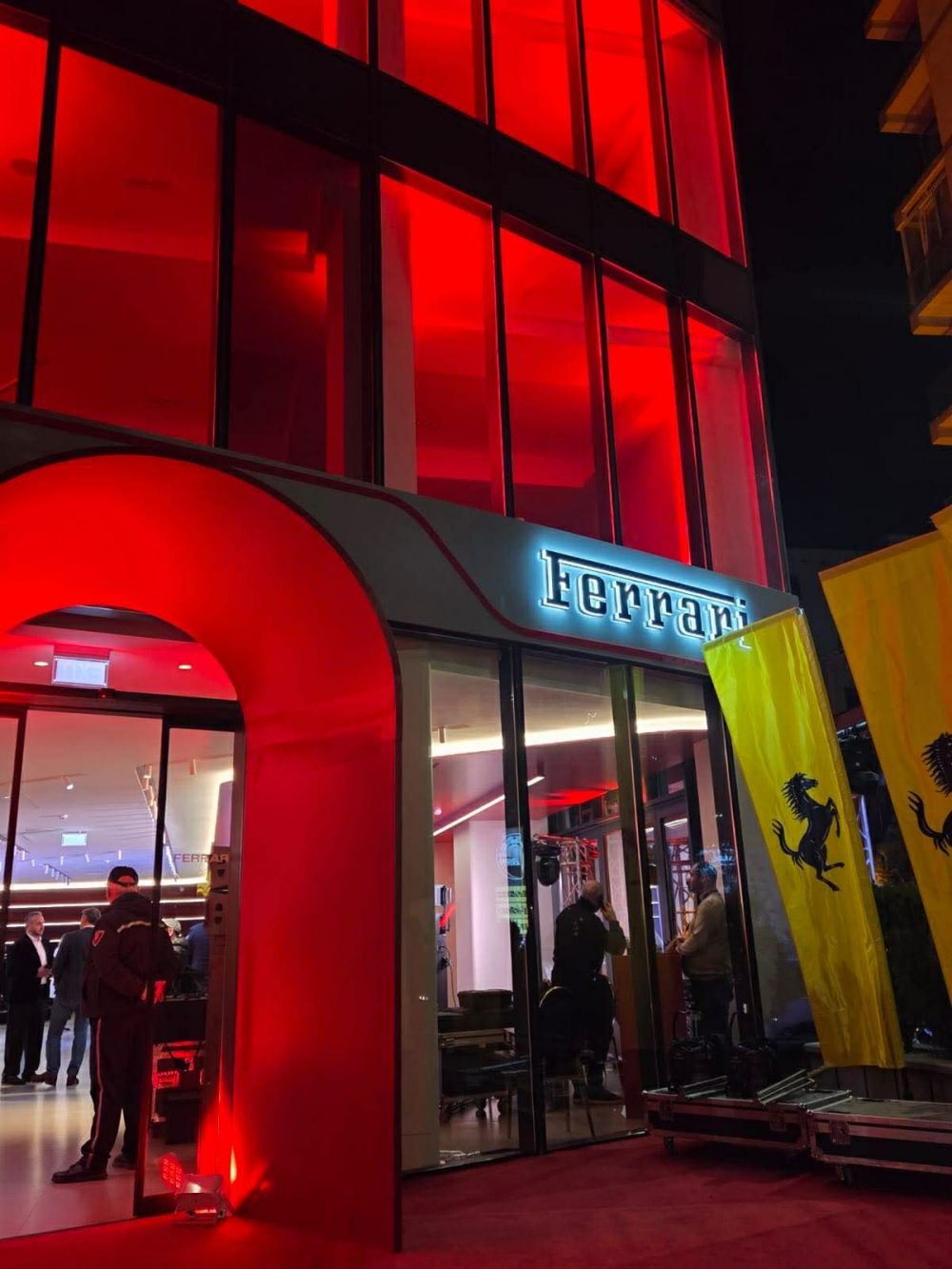 La Ferrari sbarca a Tbilisi - foto: Ambasciata