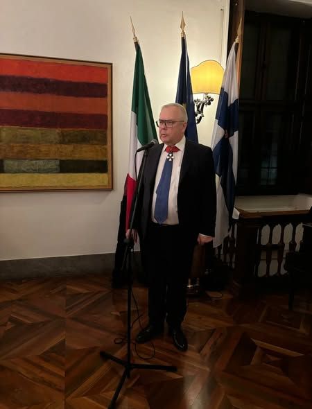 L'ambasciatore Matti Lassila festeggia 108° dell'Indipendenza - foto: Ambasciata