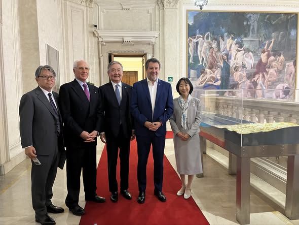 Giappone: amb. Ono con ministro Salvini e delegazioni su costruzione Ponte sullo Stretto - foto: Ambasciata