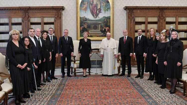 Papa riceve presidente della Slovacchia