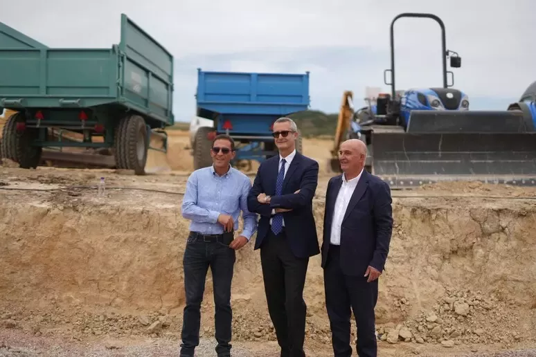 Tunisia: amb. Prunas visita azienda italo-tunisina Wafra Agricole - foto: Ambasciata