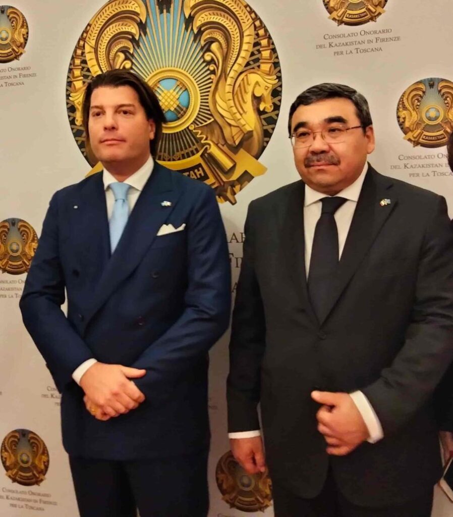 Il console onorario Federico Albini e l'amb. Yerbolat Sembayev