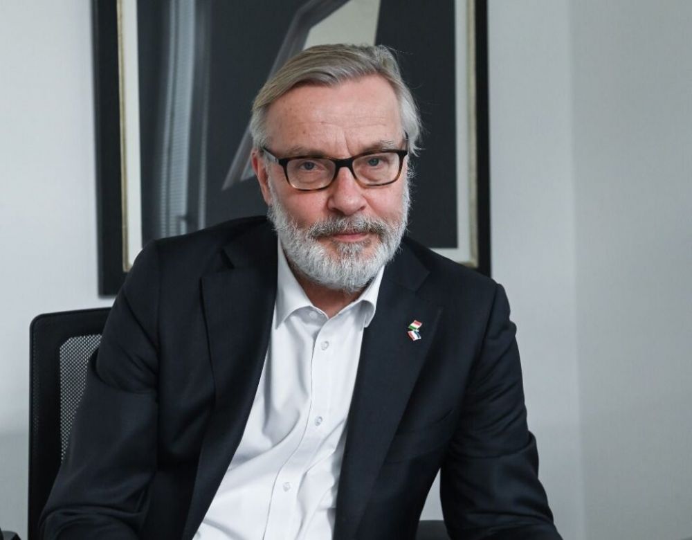 Amb. Michael Stibbe