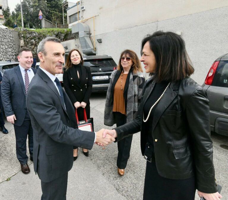 Amb Paolo Trichilo Foto Roni Brmalj La Voce del Popolo