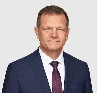 Amb. Peter Kmec