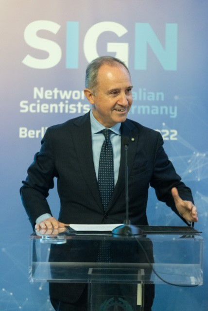 Amb Armando Varricchio