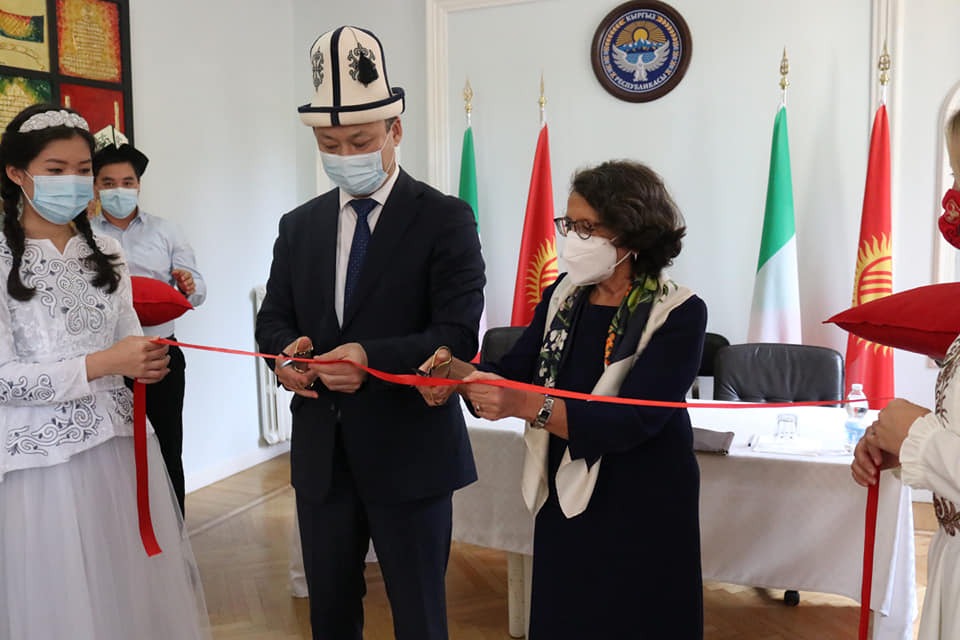 L'inaugurazione dell'ambasciata del Kirghizistan in Italia
