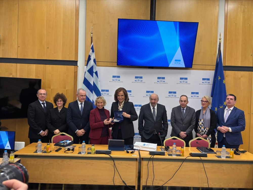 Commissione Affari Esteri e Difesa del Senato in visita a Atene - foto: Ambasciata