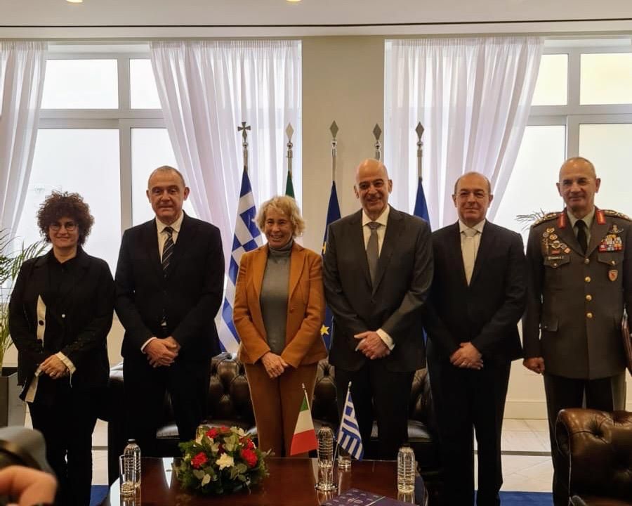 Commissione Affari Esteri e Difesa del Senato in visita a Atene - foto: Ambasciata