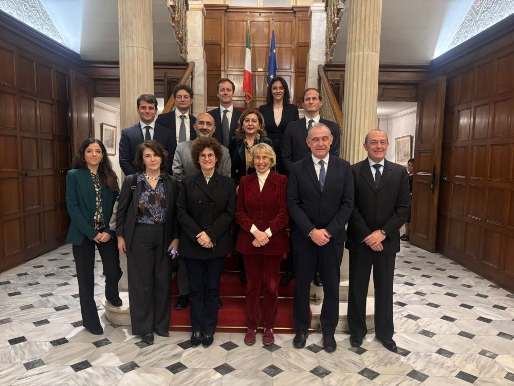 Commissione Affari Esteri e Difesa del Senato in visita a Atene - foto: Ambasciata