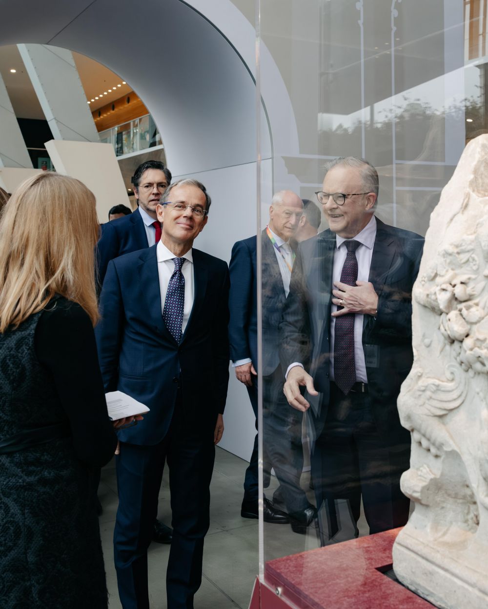 Australia: premier Albanese con amb. Lener a mostra "Rome: Empire, Power, People" - foto: Ambasciata