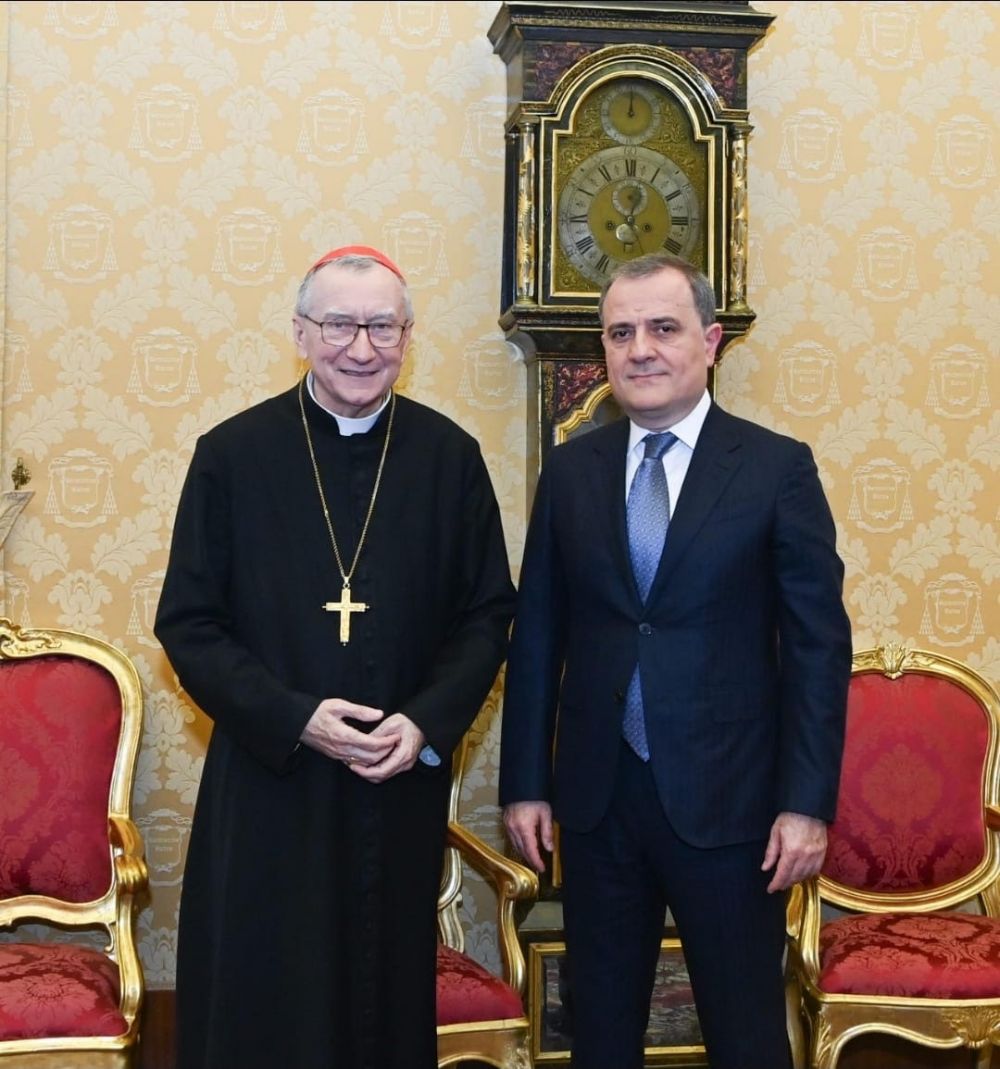 Ministro Esteri Jeyhun Bayramov in visita in Vaticano - foto: Ambasciata
