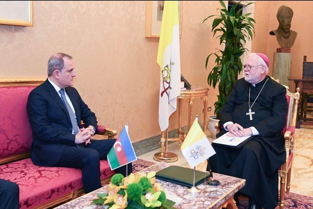 Ministro Esteri Jeyhun Bayramov in visita in Vaticano - foto: Ambasciata