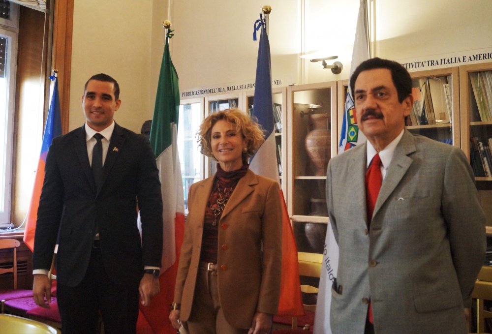 José Julio Gómez Beato, viceministro Esteri Rep. Dominicana; Antonella Cavallari; amb.Tony Raful Tejada Rep. Dominicana in Italia
