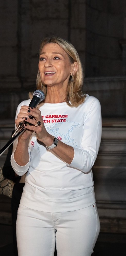 Maria Cristina Finucci, presidente di The Garbage Patch State