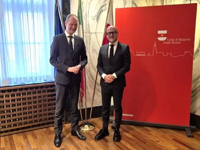 Germania: amb. Bagger ricevuto dal sindaco di Bolzano, Corrarati