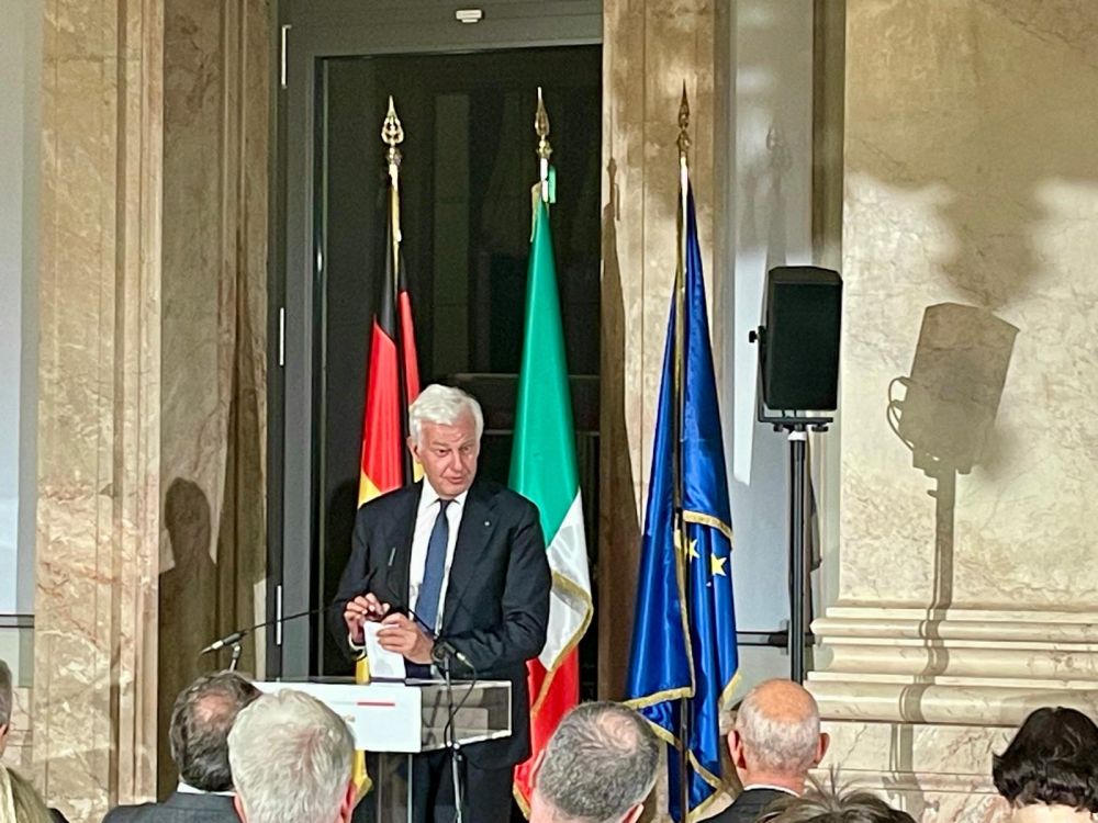 Ambasciata a Berlino, “Vigoni Lecture” con Alessandro Profumo - foto: Ambasciata