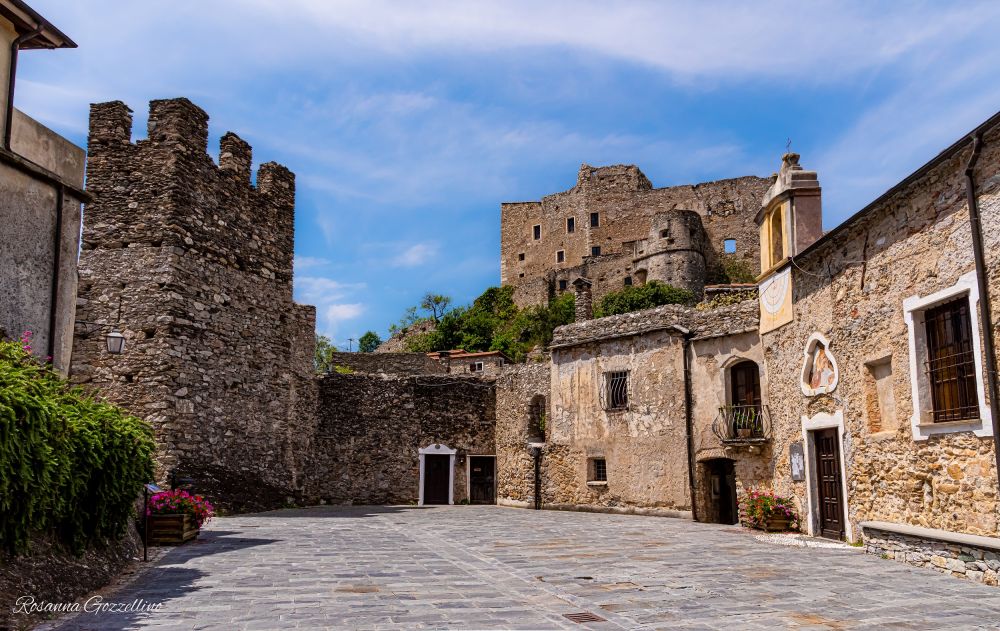 Castelevecchio Rocca Barbena, foto Rosanna Gozzellino