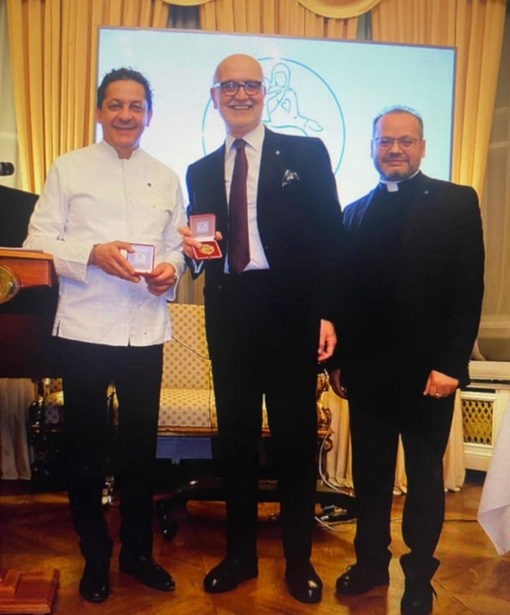 Chef Francesco Mazzei, amb. Inigo Lambertini e mons. Gaid Yoannis Lazhi