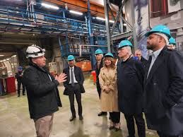 Edmondo Cirielli - foto: Laboratori Nazionali del Gran Sasso