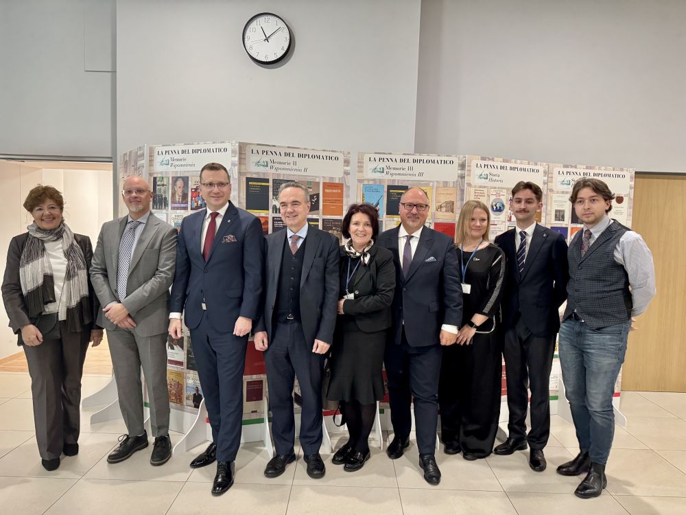 Gli organizzatori della mostra - foto: Arturo Varè