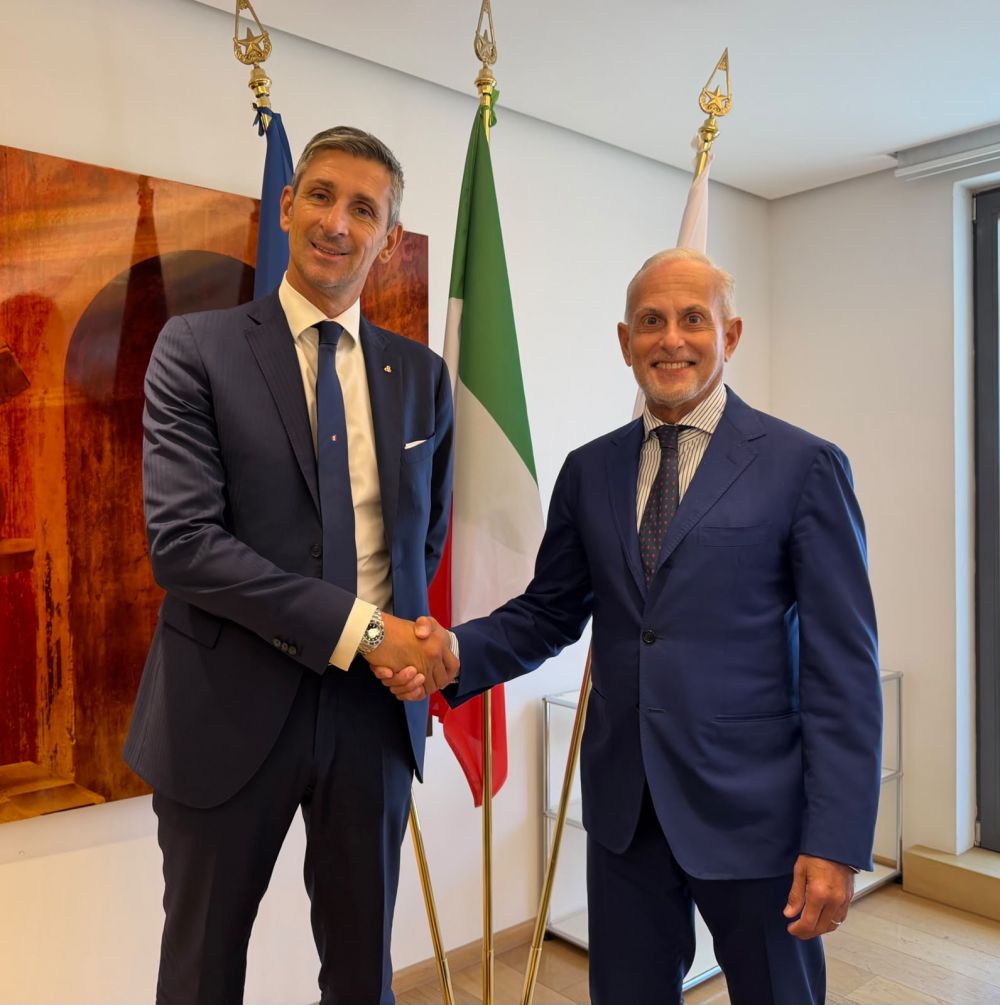 da sx Cristian Camisa, presidente di Confapi, Michele Pignotti, amministratore delegato di SACE - foto: Ufficio Stampa