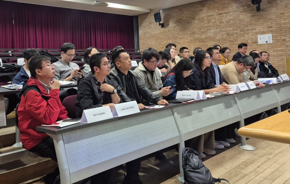 Delegazione di China Earthquake Administration alla Città della Scienza