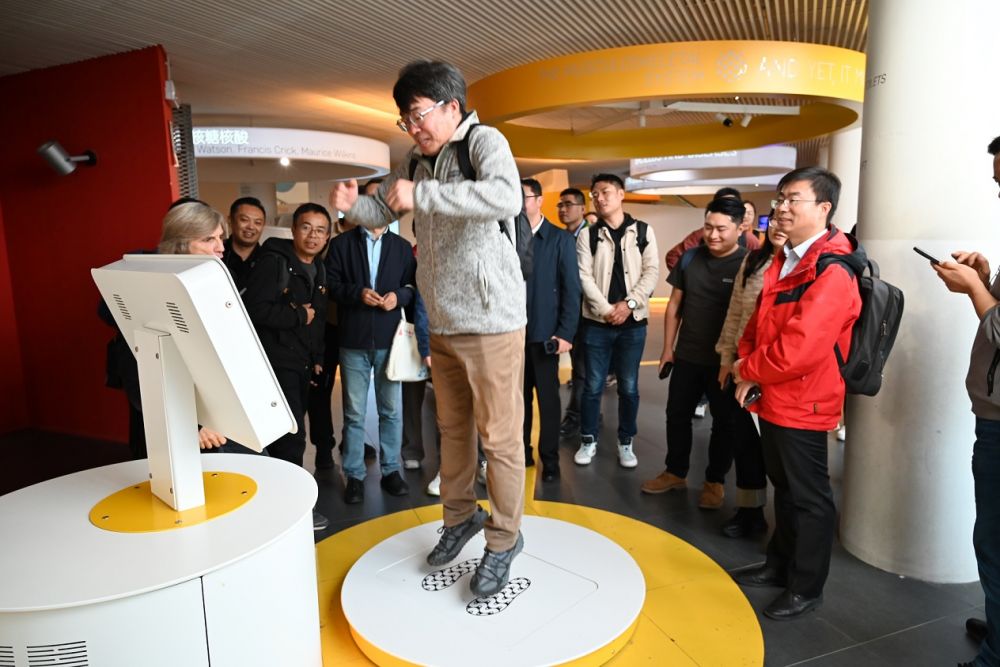 Delegazione di China Earthquake Administration alla Città della Scienza