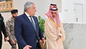 Ministro Antonio Tajani e il Principe Faisal Bin Farhan al Saud