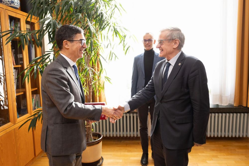Amb. Gaudiano con Zima, nuovo Rettore Universit&agrave; Carlo IV di Praga - foto: Ambasciata