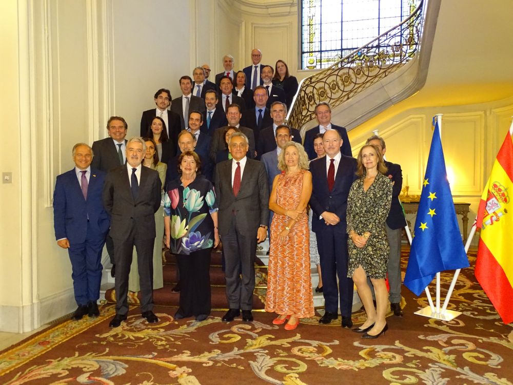 In ambasciata a Madrid i vertici della comunit&agrave; finanziaria di Spagna - foto: Ambasciata