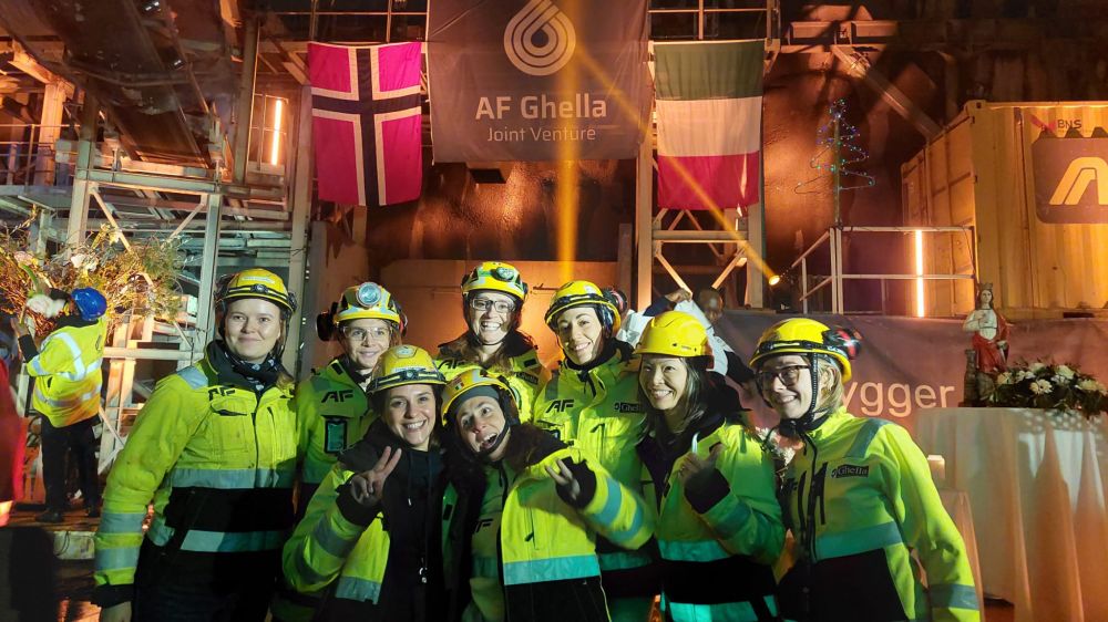 Amb. Nicoletti celebra Santa Barbara nel cantiere sotterraneo Ghella - foto: Ambasciata