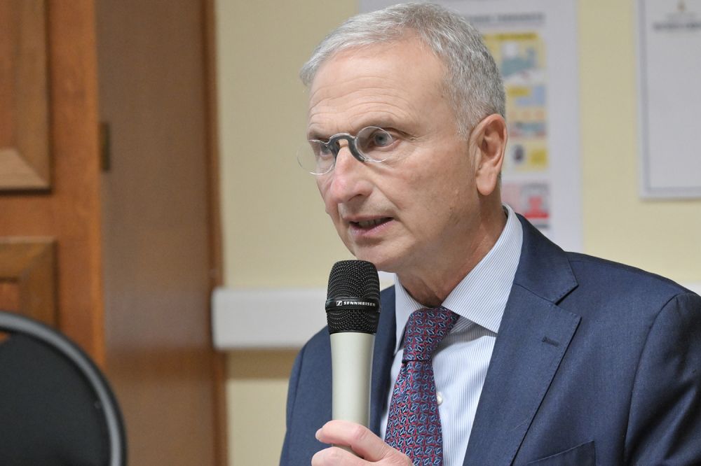 Amb. Luca Sabbatucci celebra Giornata Nazionale Spazio - foto: Ambasciata