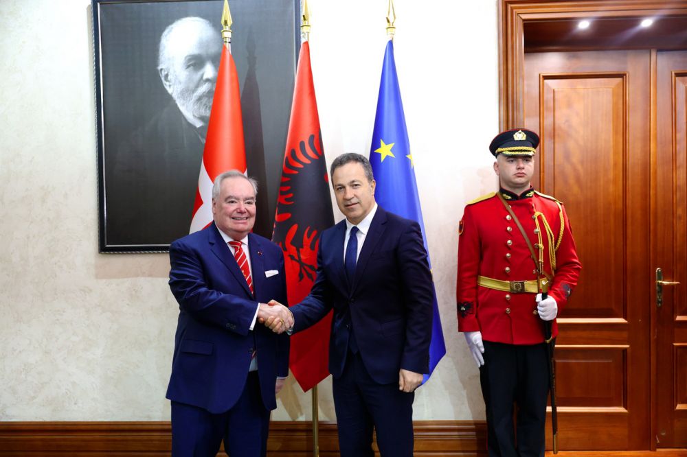 foto: Presidenti i Republik&euml;s s&euml; Shqip&euml;ris&euml; / Kuvendi i Shqip&euml;ris&euml;