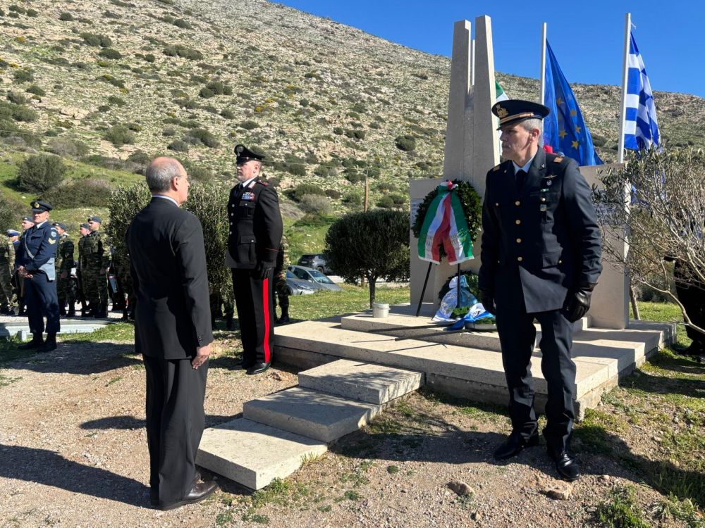 Amb. Cuculi commemora vittime naufragio dell&rsquo;"Oria" a Patroklos - foto: Ambasciata