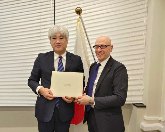 Giappone: amb. Vattani presenta credenziali a Capo Cerimoniale