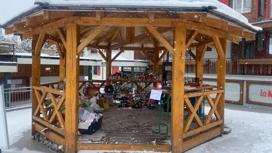 Il memoriale per le vittime di Crans-Montana - foto: social