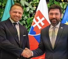 Italia-Slovacchia: incontro tra i ministri Lollobrigida e Tak&aacute;č - foto: Ministero