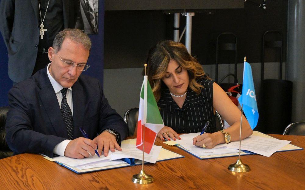 ICCROM's Director-General, Aruna Francesca Maria Gujral and Italian Deputy Minister of Foreign Affairs, Edmondo Cirielli