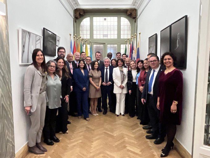 Cile: amb. Vivaldi a fine mandato si commiata dall'IILA