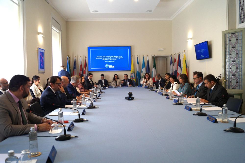 Il Consiglio dei Delegati IILA con il Ministro dell&rsquo;Ambiente, Gilberto Pichetto Fratin - foto: IILA