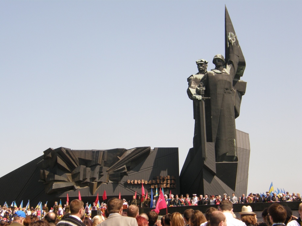 Il monumento ai liberatori del Donbass dal nazismo, a Donetsk