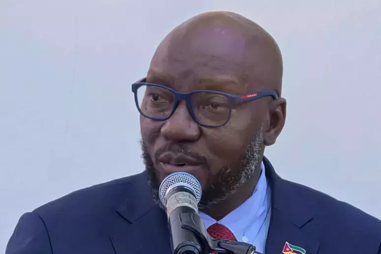 Il ministro della giovent&ugrave; e dello sport del Mozambico, Caifadine Paulo Manasse