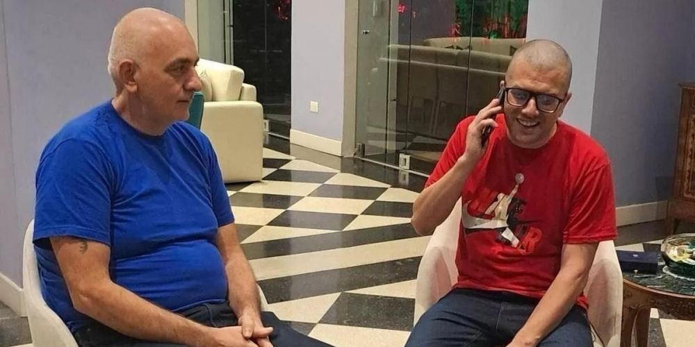 Alberto Trentini e Mario Burl&ograve; in ambasciata dopo la liberazione