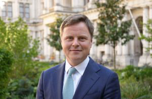 L’amb. Stephen Hickey CMG